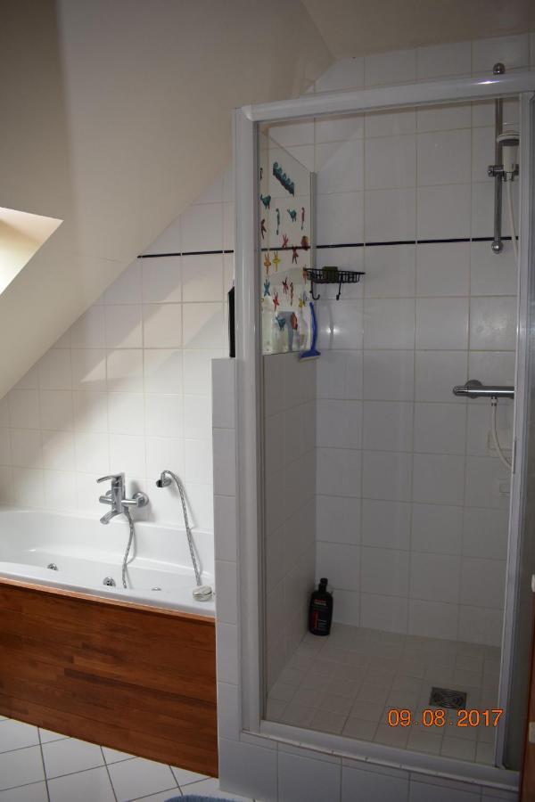 Au Calme Bed & Breakfast Houssay  Exterior photo